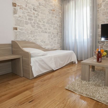 Tifani Luxury Rooms 2 Сплит Екстериор снимка