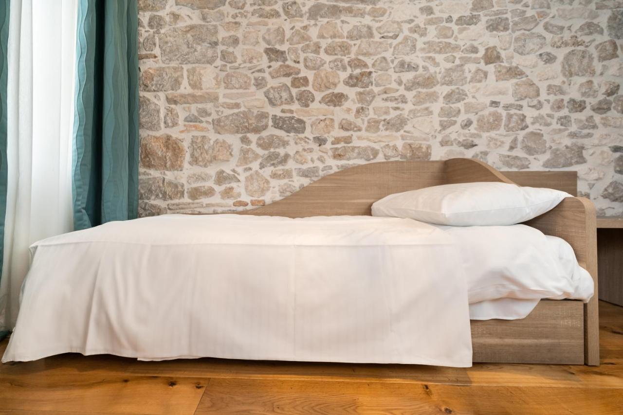 Tifani Luxury Rooms 2 Сплит Екстериор снимка