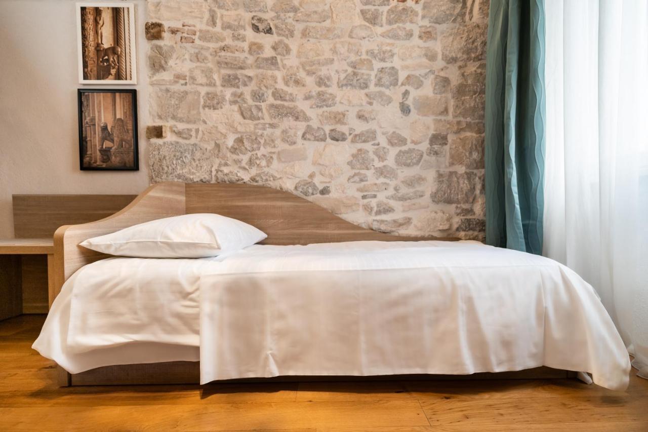 Tifani Luxury Rooms 2 Сплит Екстериор снимка