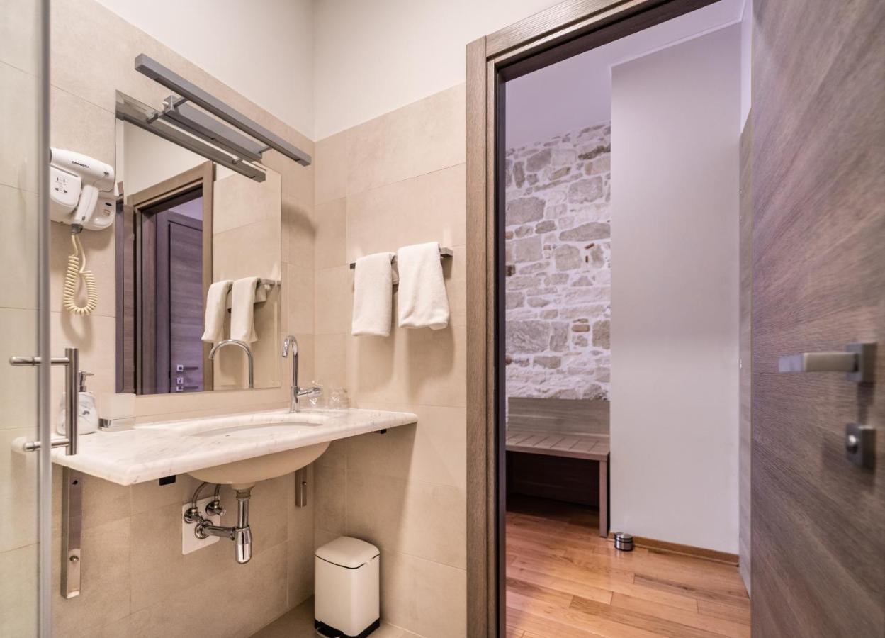 Tifani Luxury Rooms 2 Сплит Екстериор снимка