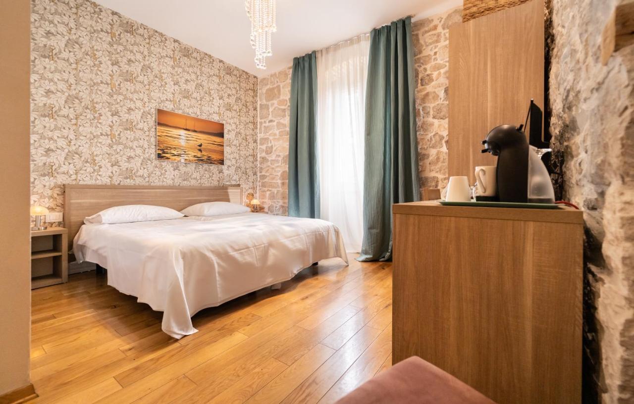 Tifani Luxury Rooms 2 Сплит Екстериор снимка