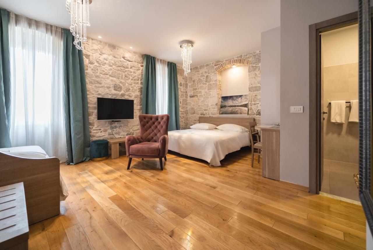 Tifani Luxury Rooms 2 Сплит Екстериор снимка