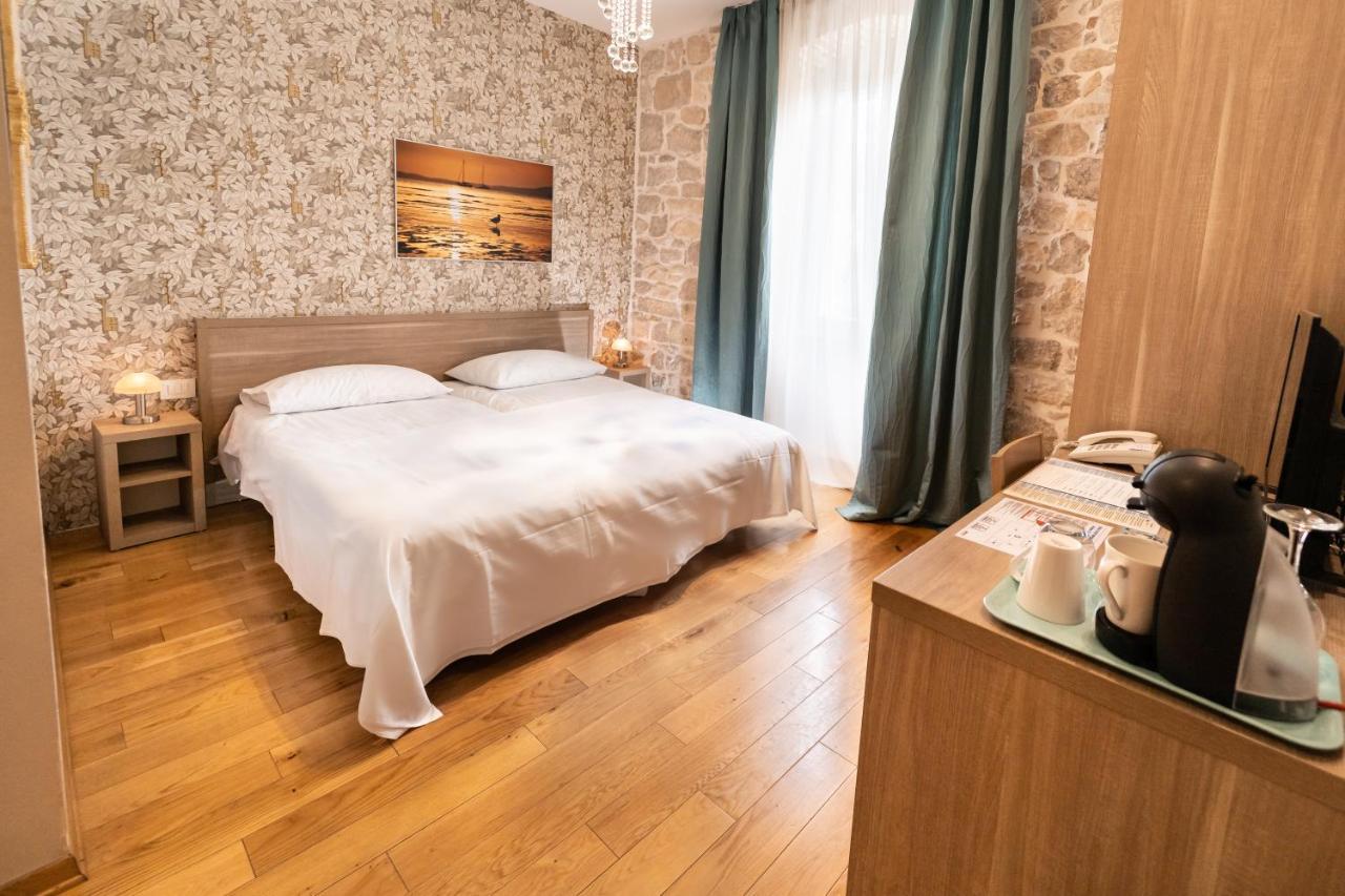 Tifani Luxury Rooms 2 Сплит Екстериор снимка
