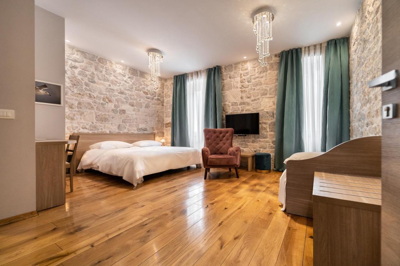Tifani Luxury Rooms 2 Сплит Екстериор снимка