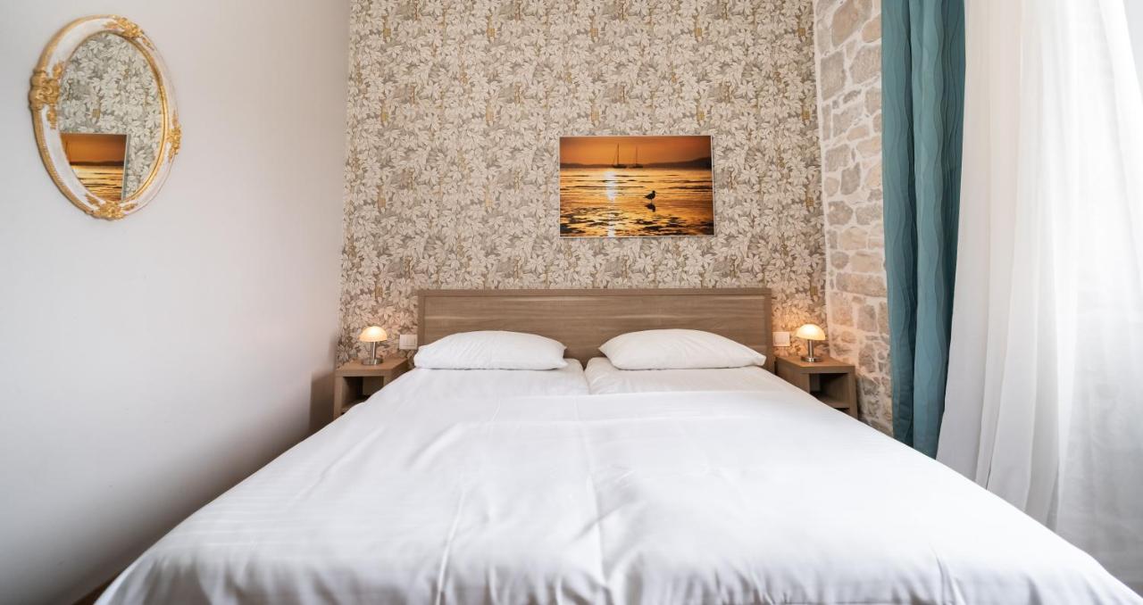 Tifani Luxury Rooms 2 Сплит Екстериор снимка