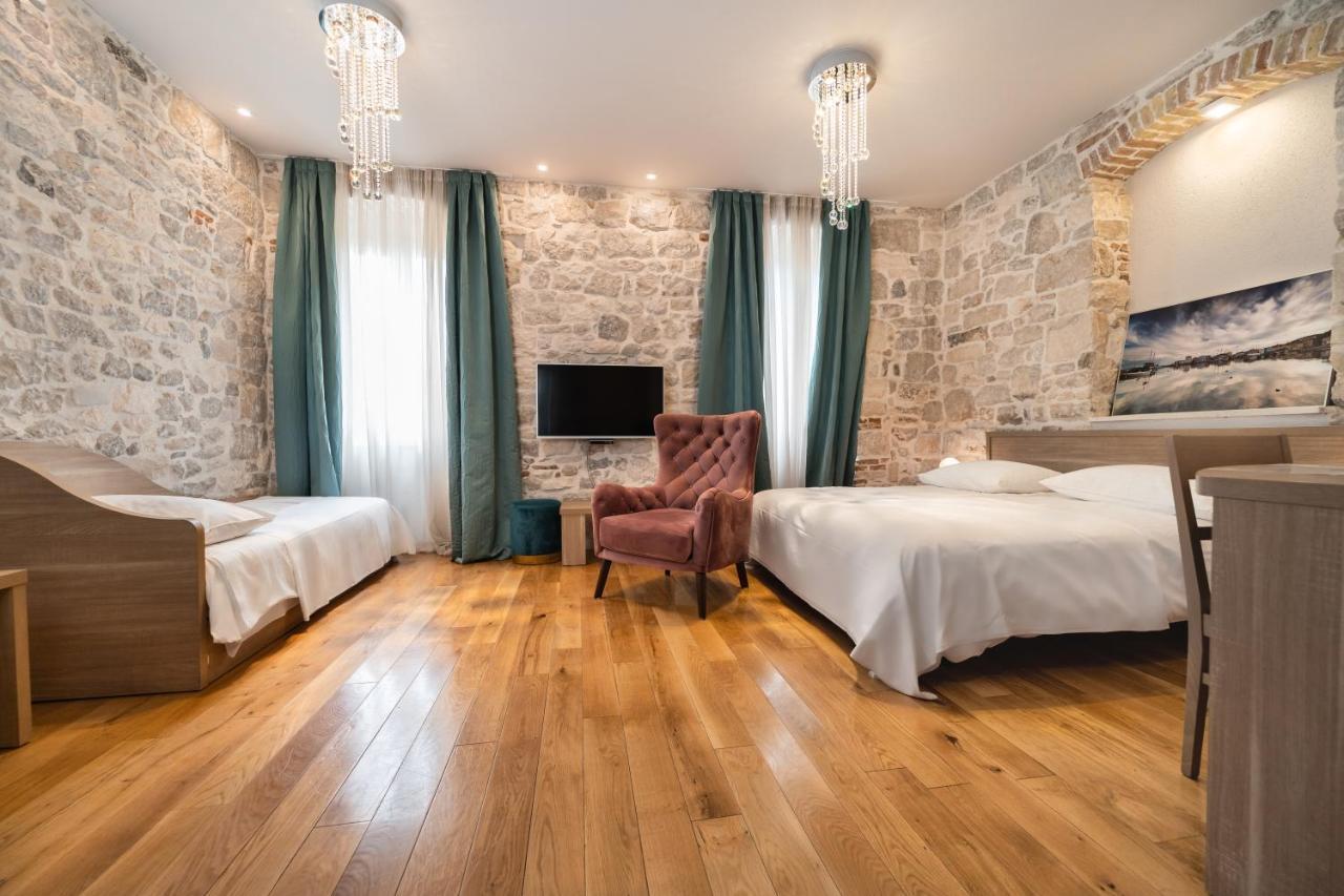 Tifani Luxury Rooms 2 Сплит Екстериор снимка