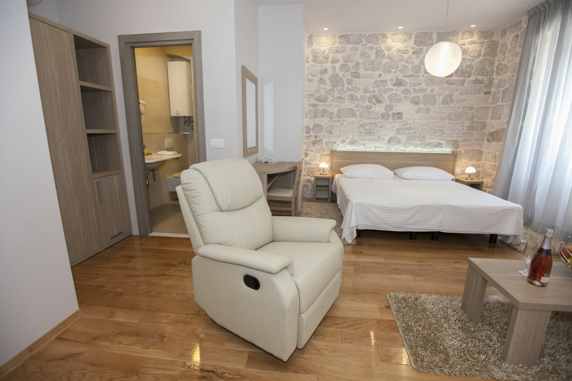 Tifani Luxury Rooms 2 Сплит Екстериор снимка