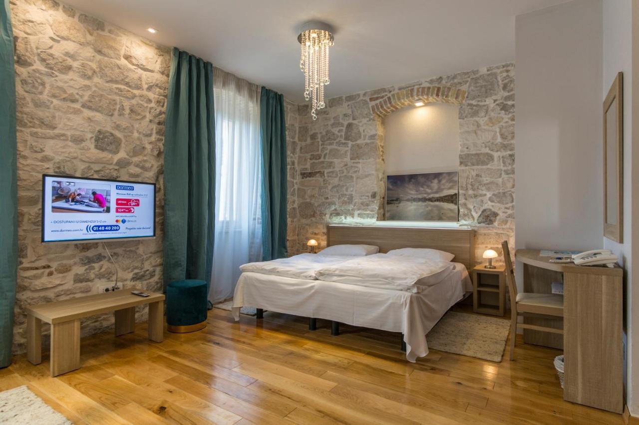 Tifani Luxury Rooms 2 Сплит Екстериор снимка
