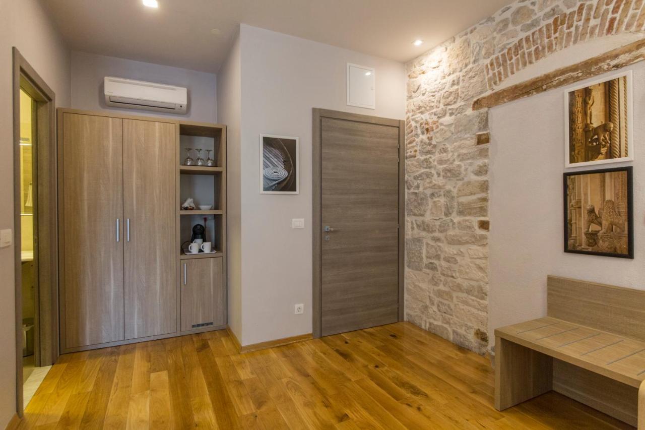 Tifani Luxury Rooms 2 Сплит Екстериор снимка