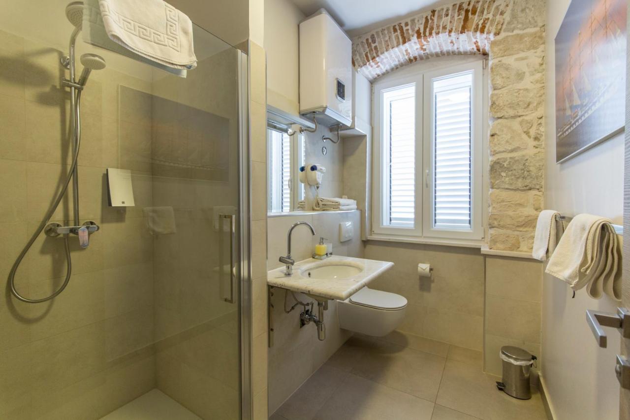 Tifani Luxury Rooms 2 Сплит Екстериор снимка